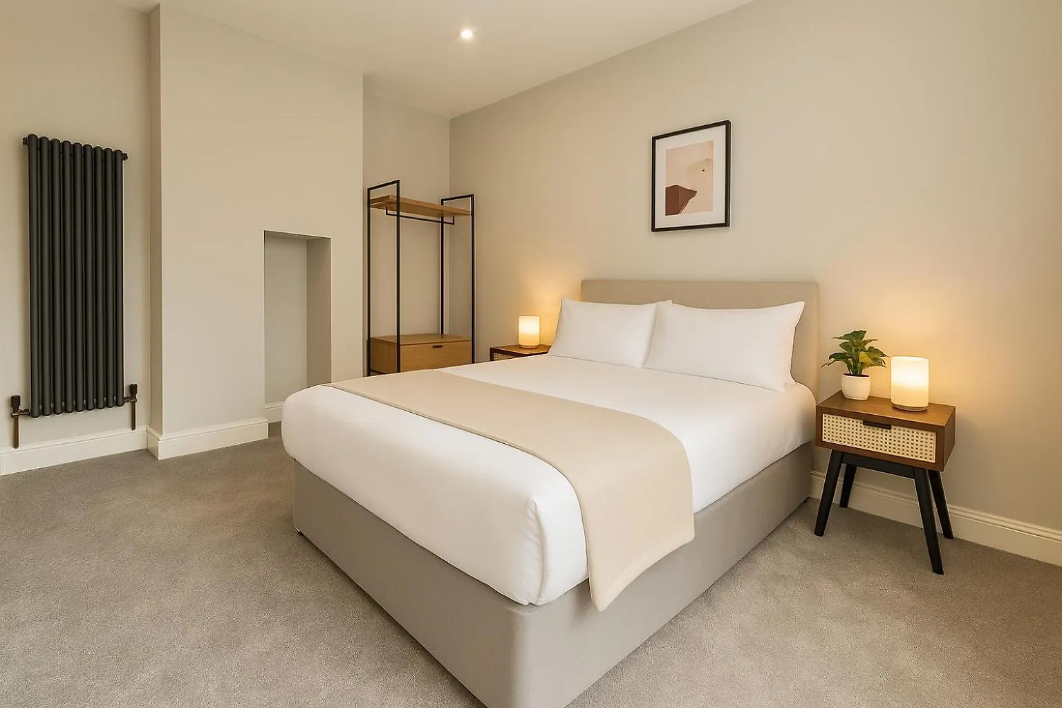4 Bedroom Spacious House In Cardiff 0*,  United Kingdom