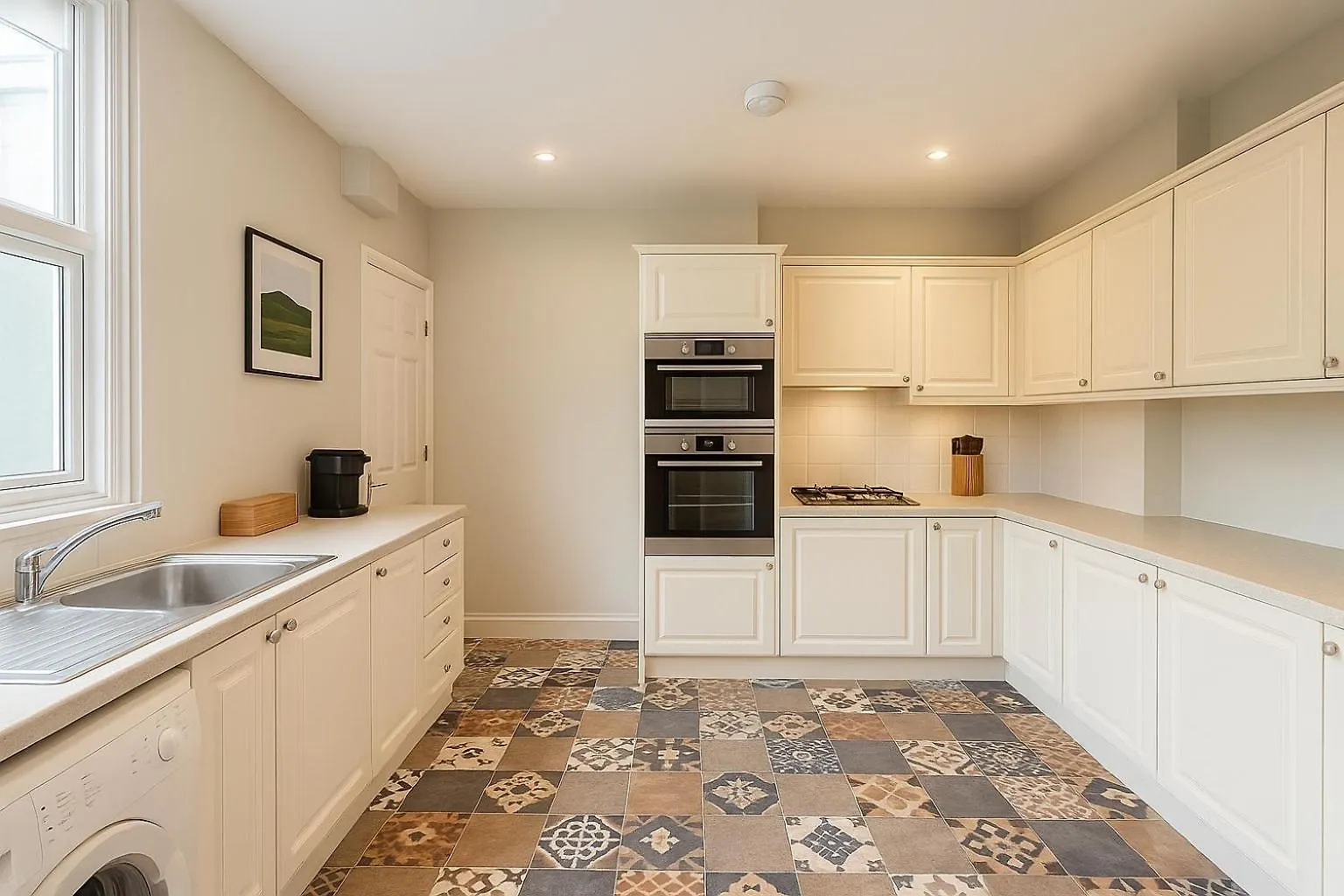 Holiday home 4 Bedroom Spacious House In Cardiff United Kingdom